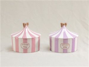 Circus Tent Box, Shape: Bow top