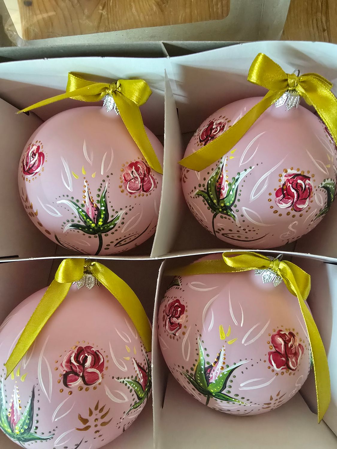 BOMBKI ŚWIĄTECZNE 4SZT