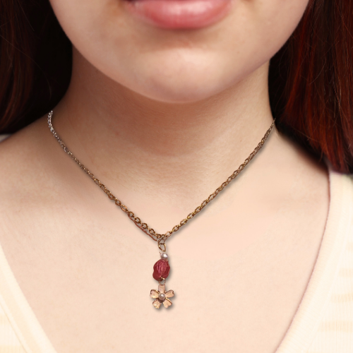 Dainty Flower Necklace