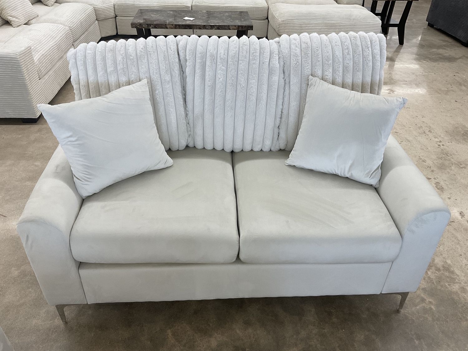 Melina beige loveseat