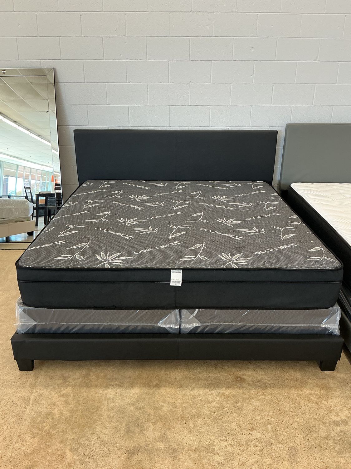Wade Upholstered Bed (BLACK)