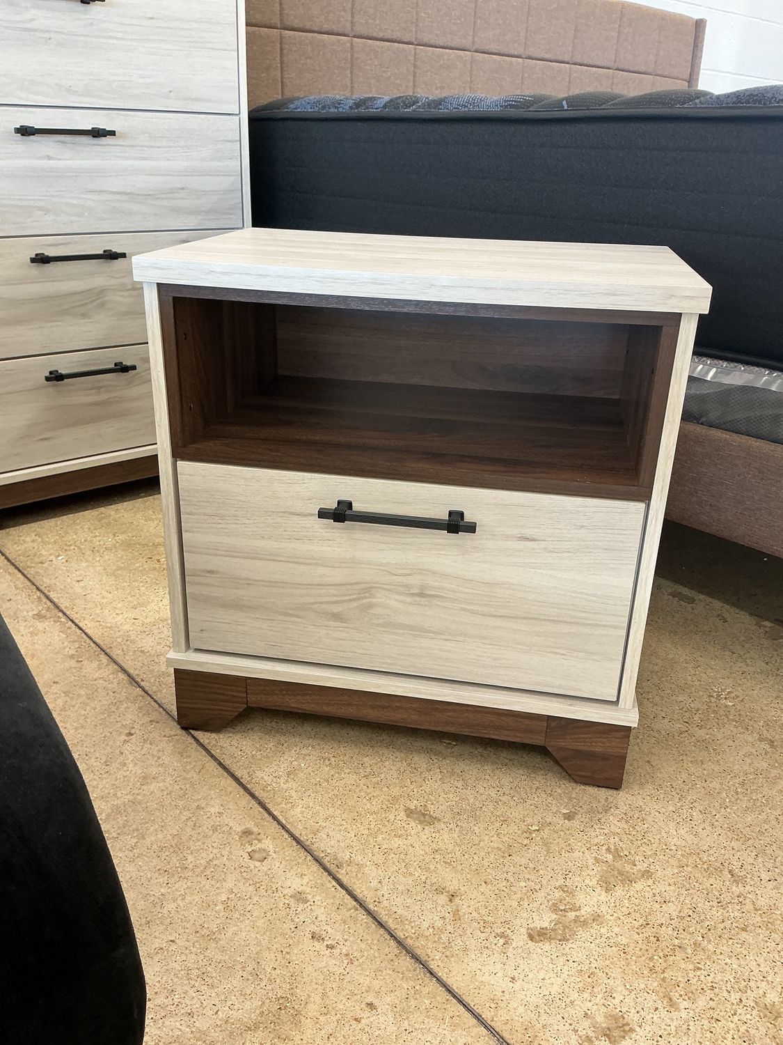 Angelina Nightstand