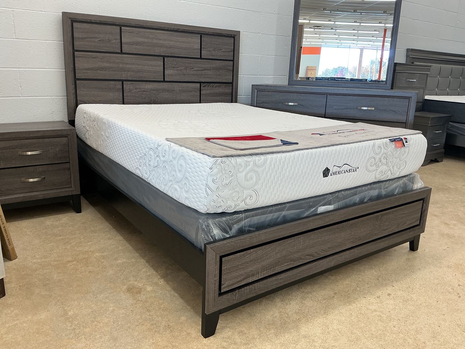 Oak Bluff Queen Bed