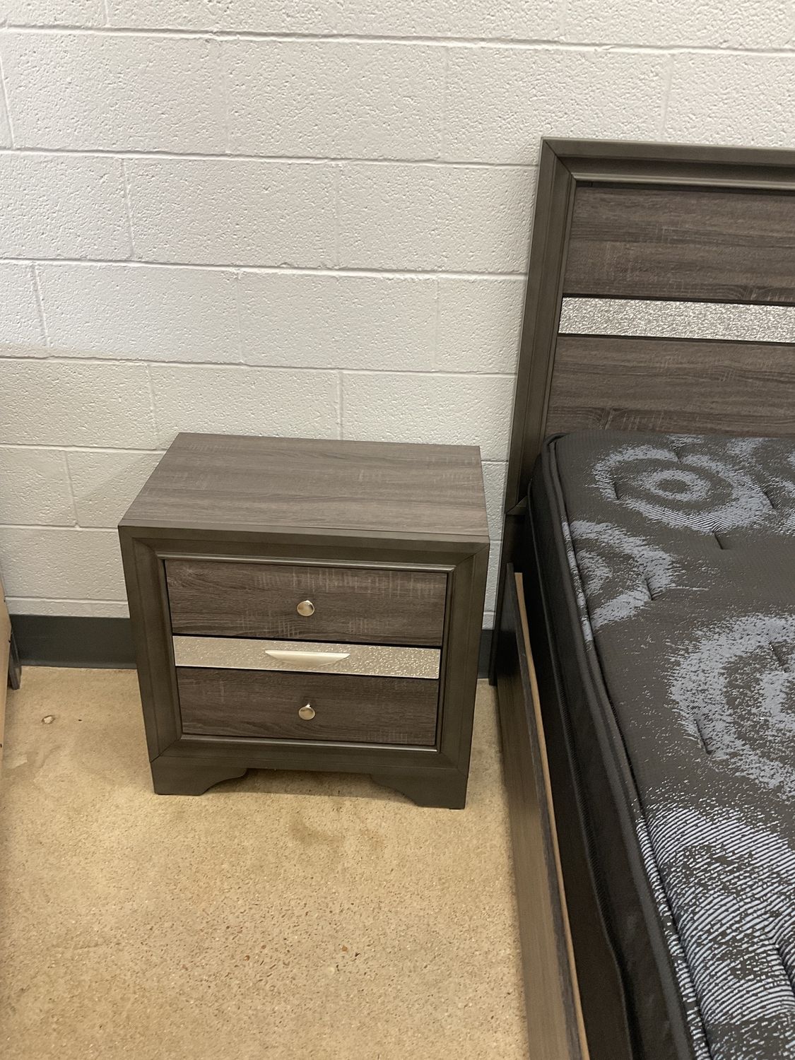Berea nightstand