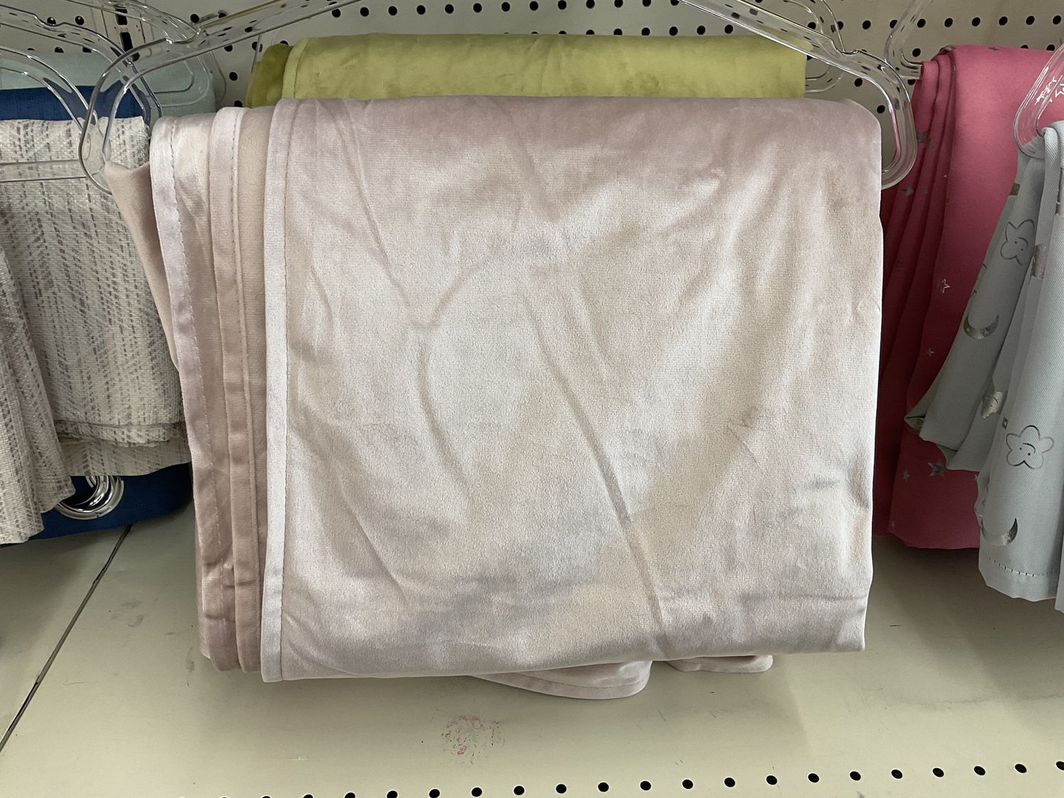 Yakamok Velvet Blush 2Pk (52x108)