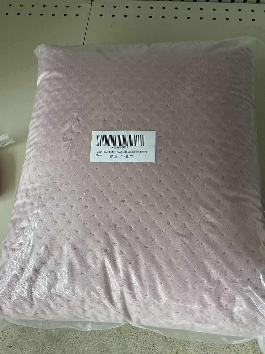 “Sviuse” Fleece Blanket Twin