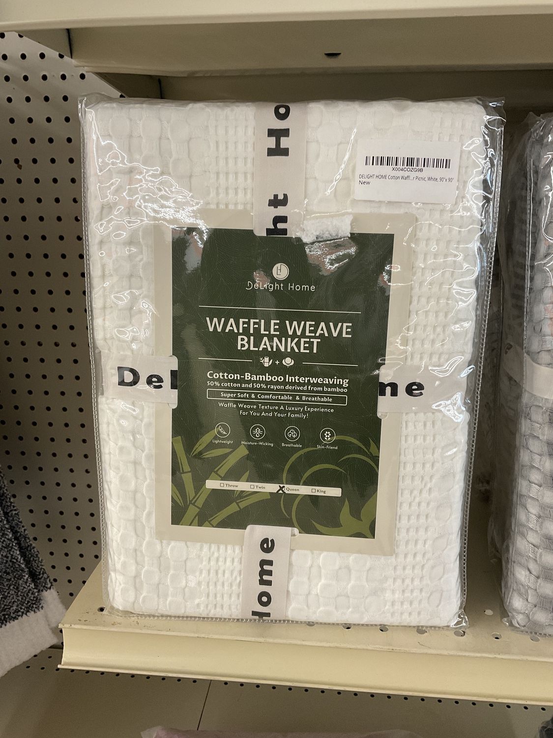 “Delight Home” Waffle Weave Blanket, Color: White