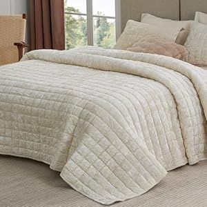 Velvet Quilt Set Oversized Queen 3PC