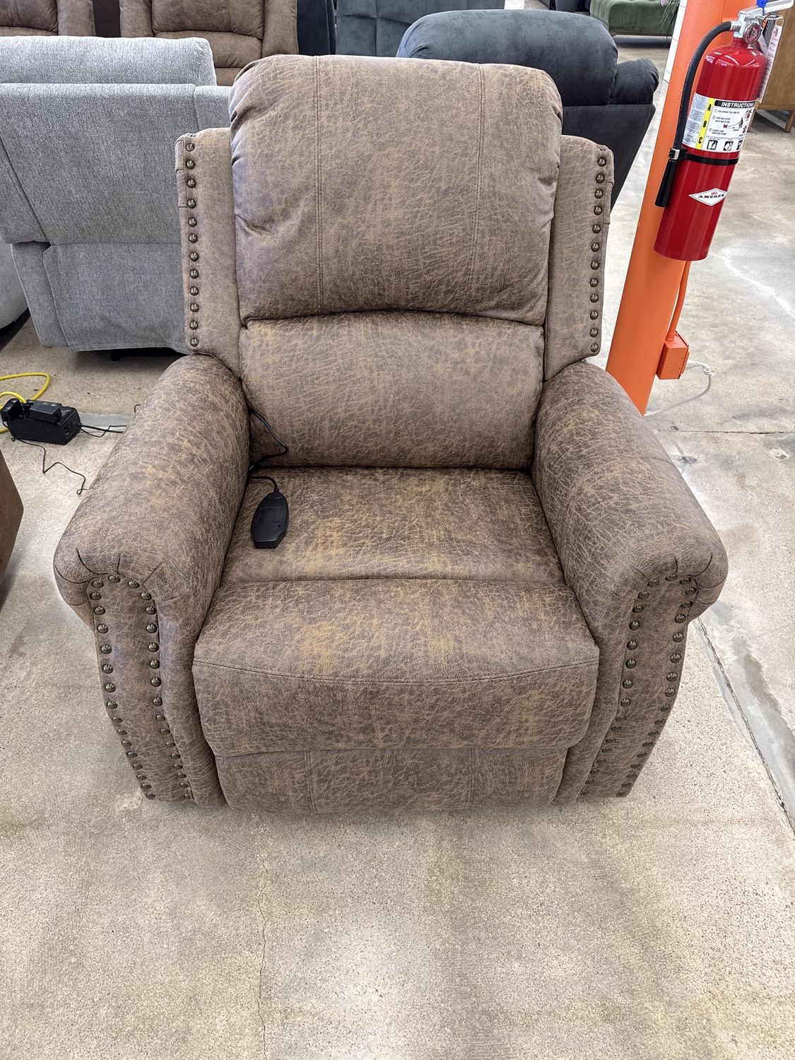 Wade Power Recliner with Heat and Massage