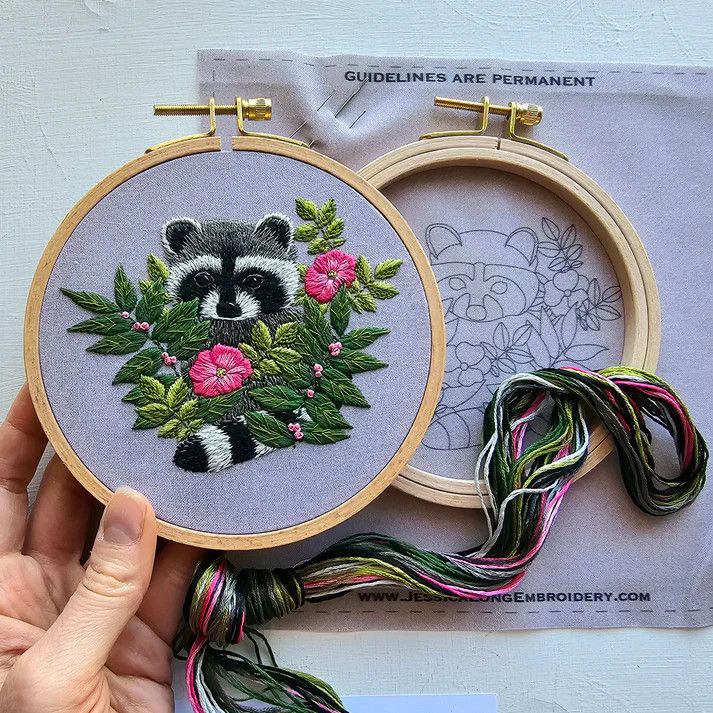 Raccoon Intermediate Embroidery Kit **ND**