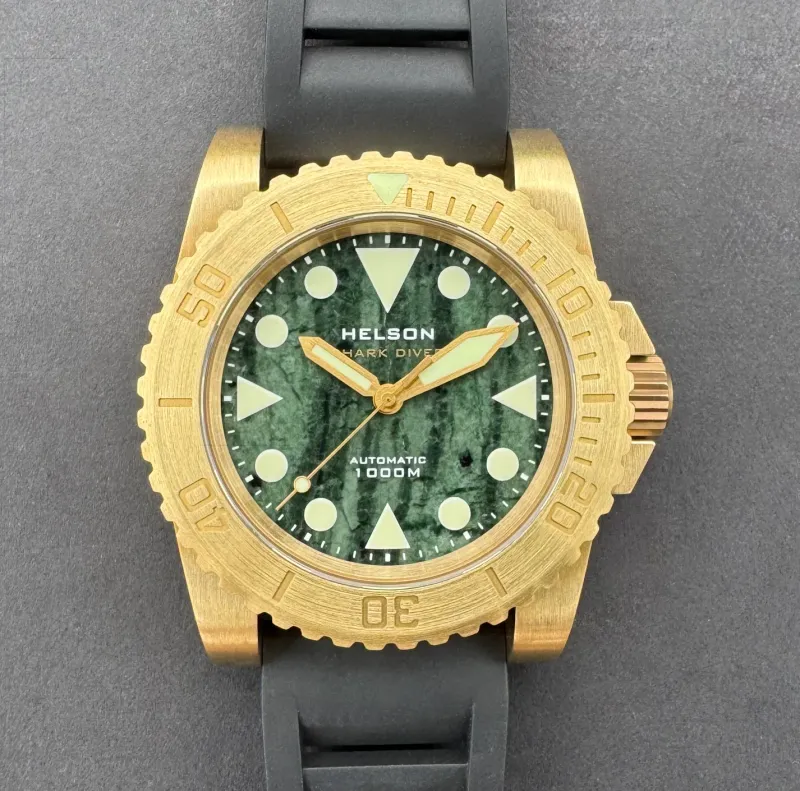 Shark Diver 45 Brass Green Marble