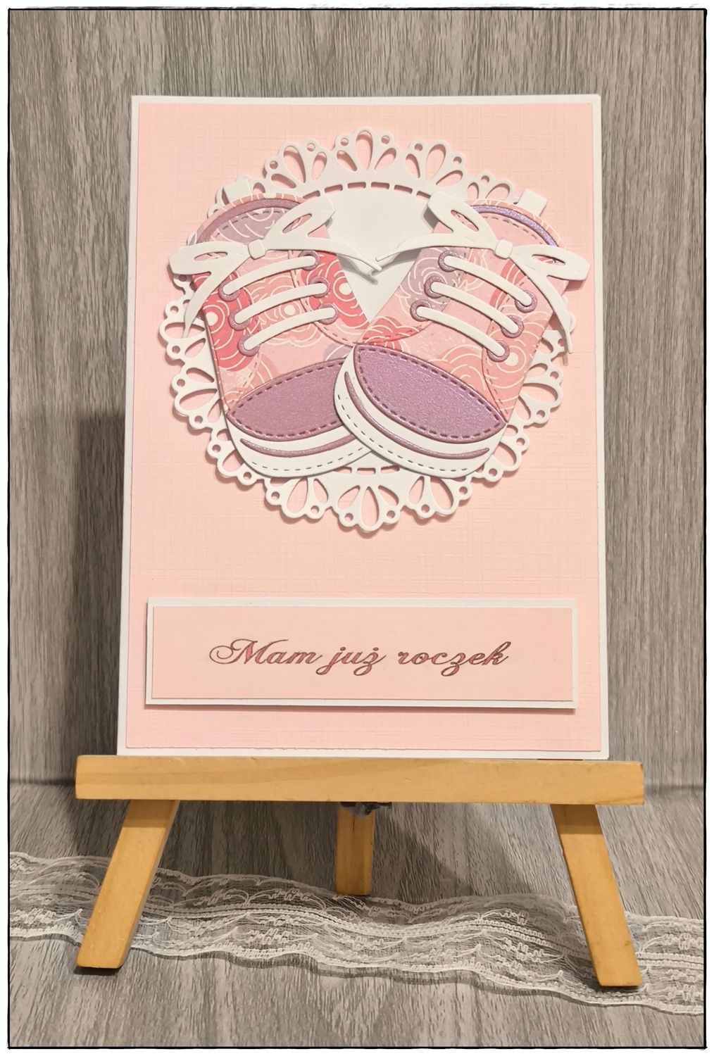 Kartka na roczek &quot;Małe buciki, wielkie marzenia”
