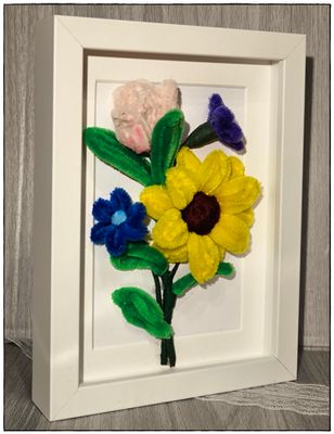 Ramka z wiecznymi kwiatami – subtelna elegancja