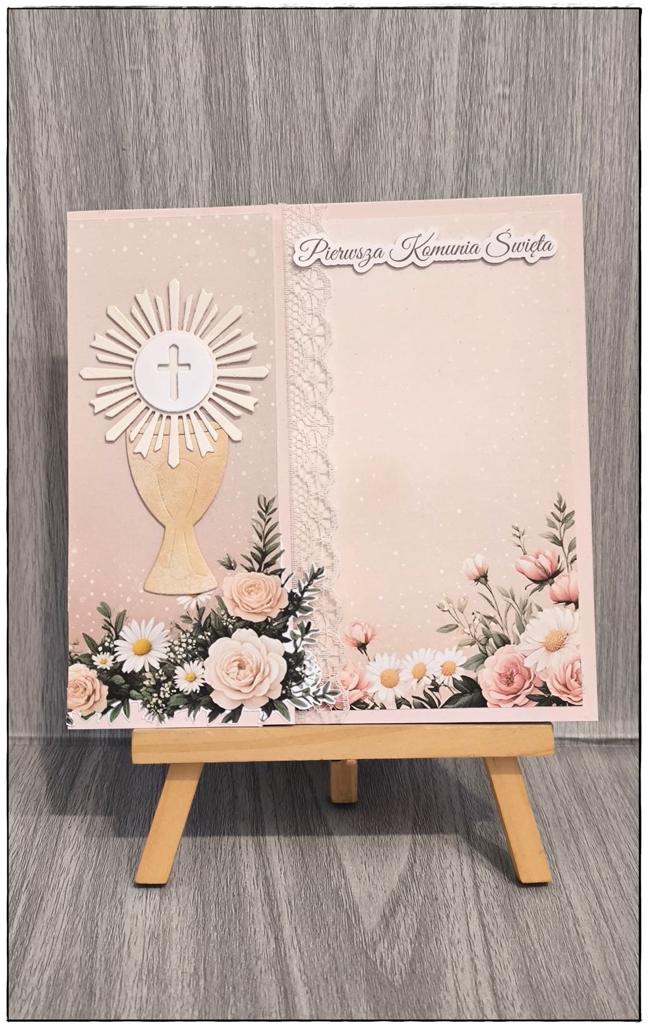 Kartka komunijna "Róże z hostią"