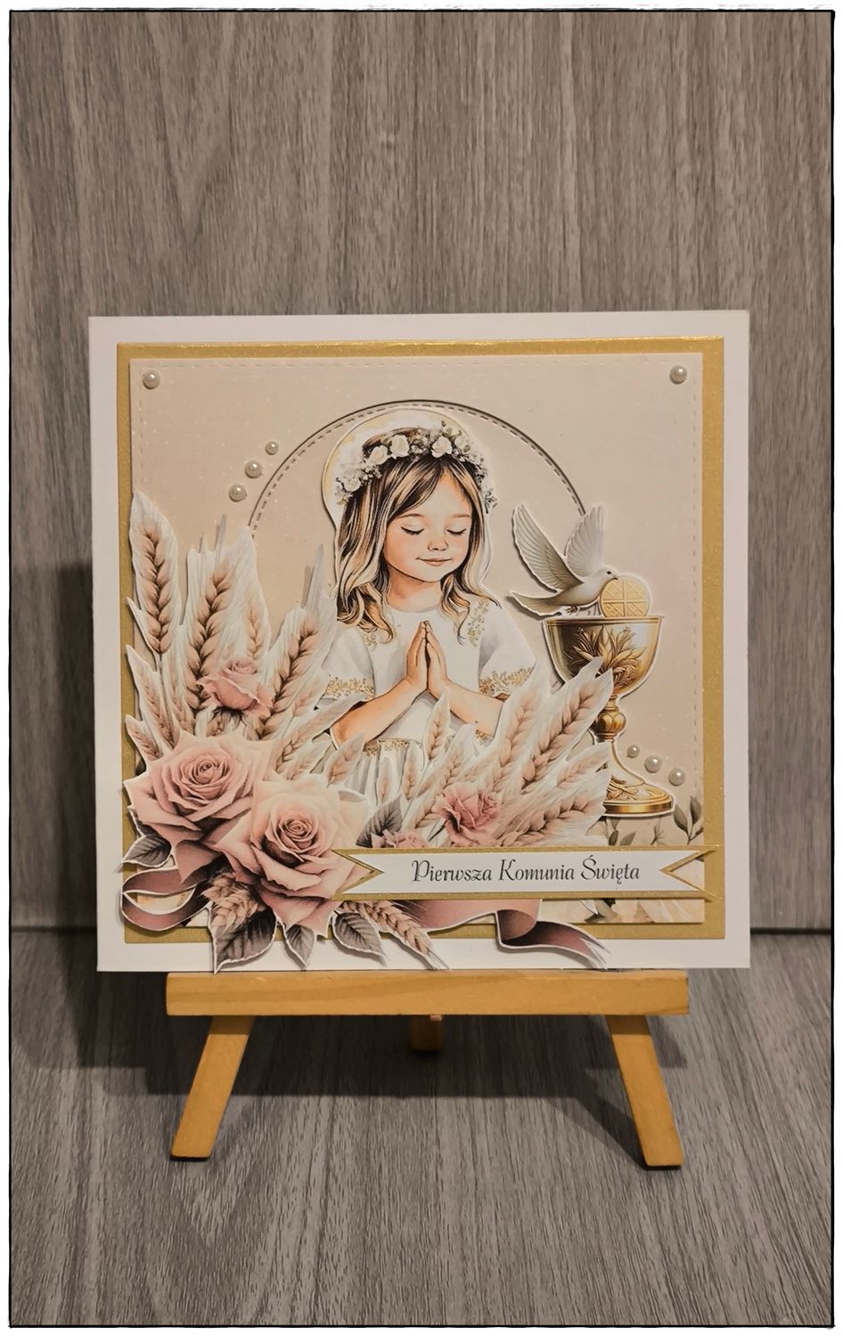 Kartka komunijna "Dziewczynka w kłosach"