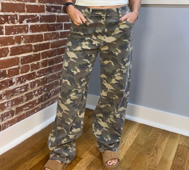 LOW SLUNG BAGGY CAMO PANT 33&quot; INSEAM