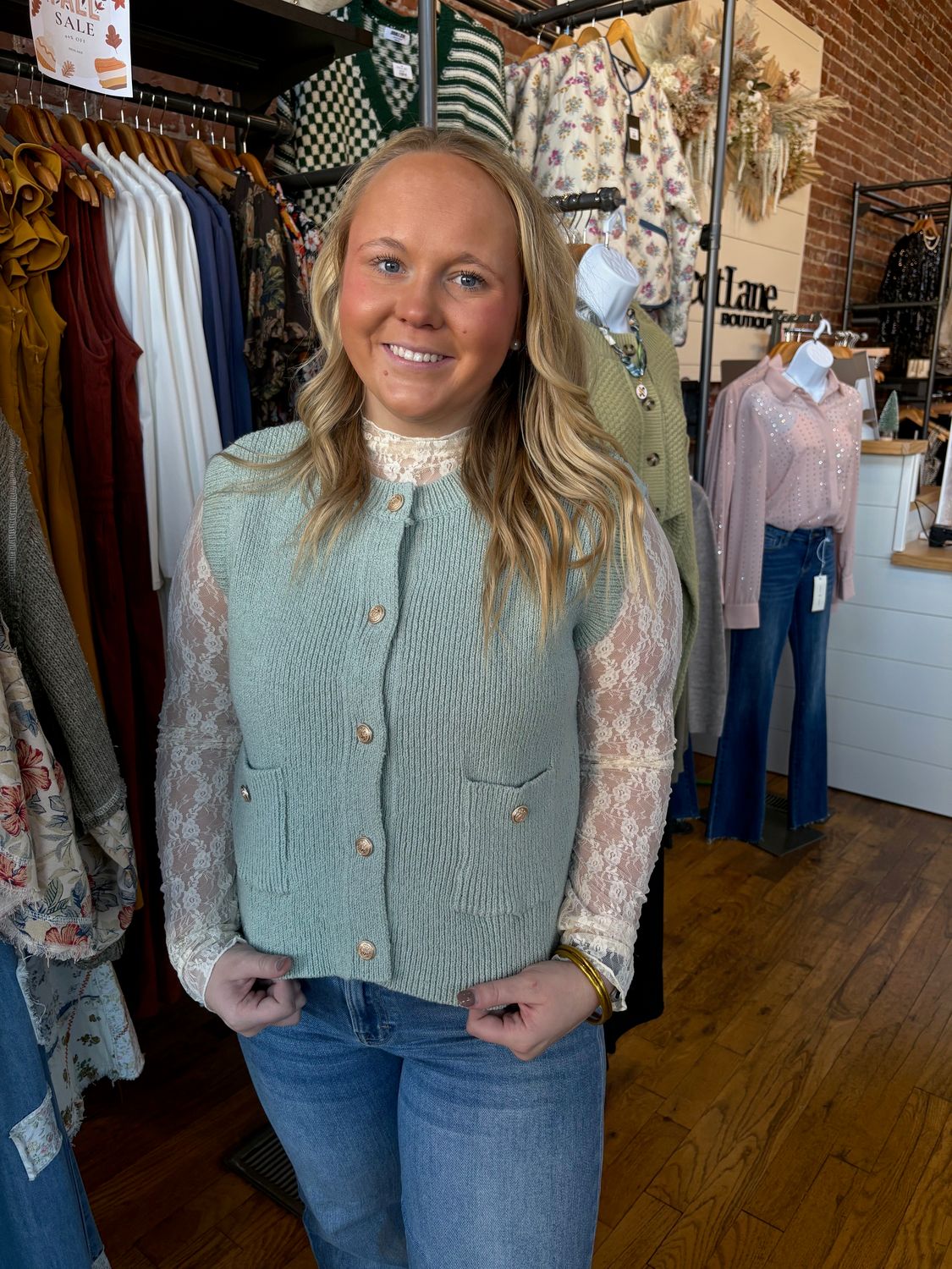 GOLDEN SAGE KNIT VEST