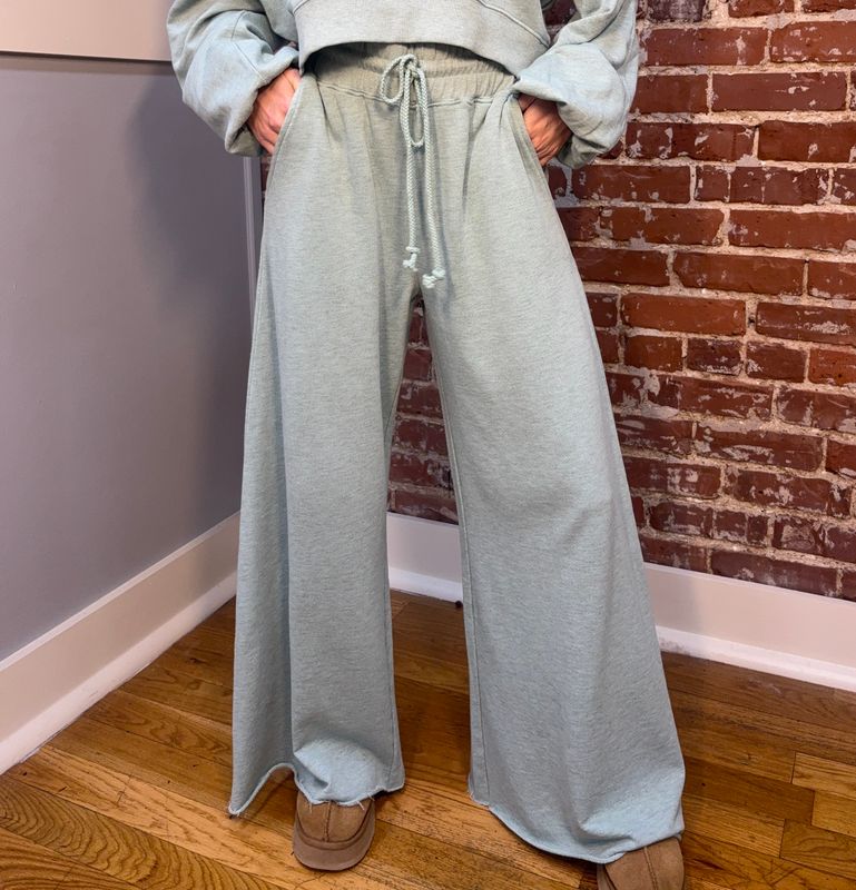 BUMS AND ROSES KNIT BOTTOMS