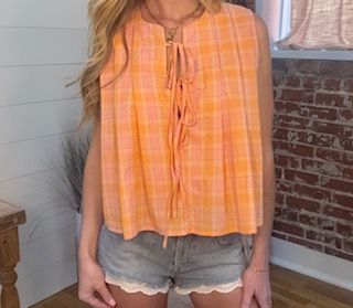 SUNSET PICNIC PLAID TOP