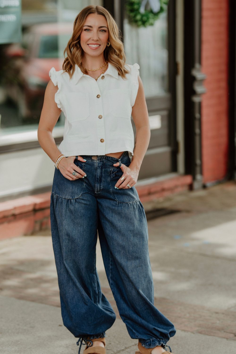 LOTUS JEAN