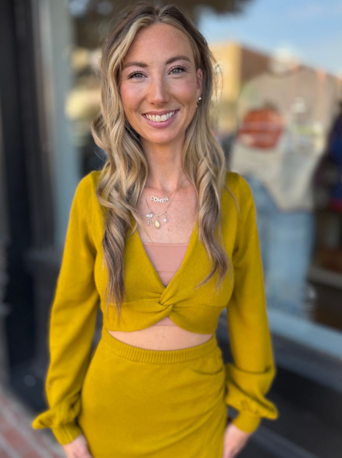 OLIVE TWIST SWEATER TOP
