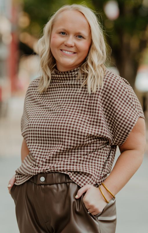 COCOA CHECK BOXY MOCK NECK TOP