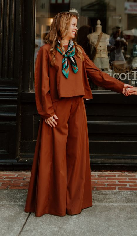 MOCHA MUSE WIDE LEG TROUSER