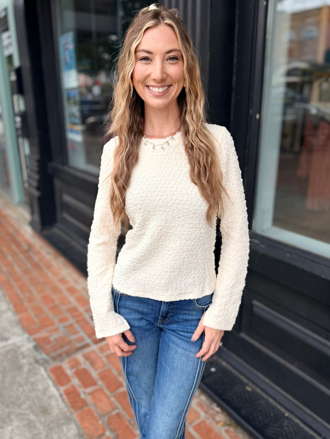 IVORY BOUCLÉ KNIT TOP L/S