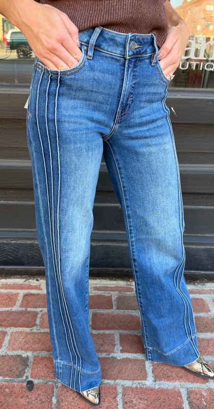 HAPPI MIDRISE COMFORT FLARE