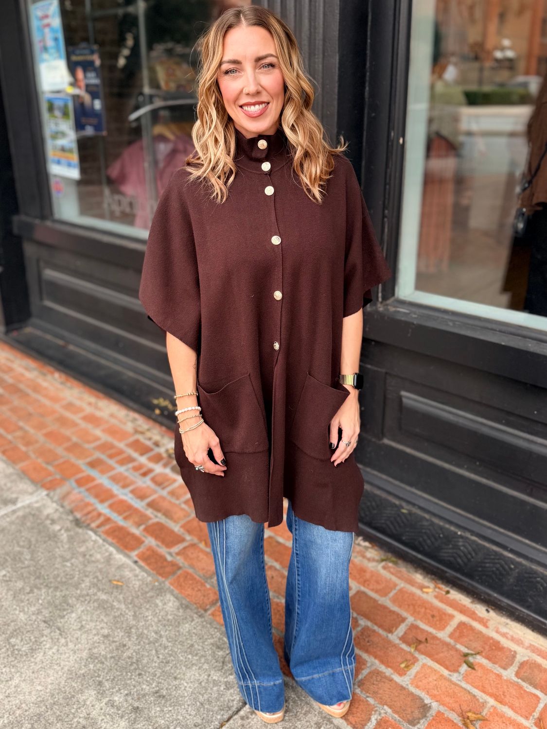 GOLDEN BUTTON KNITTED CAPE