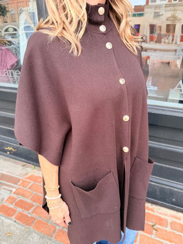 GOLDEN BUTTON KNITTED CAPE