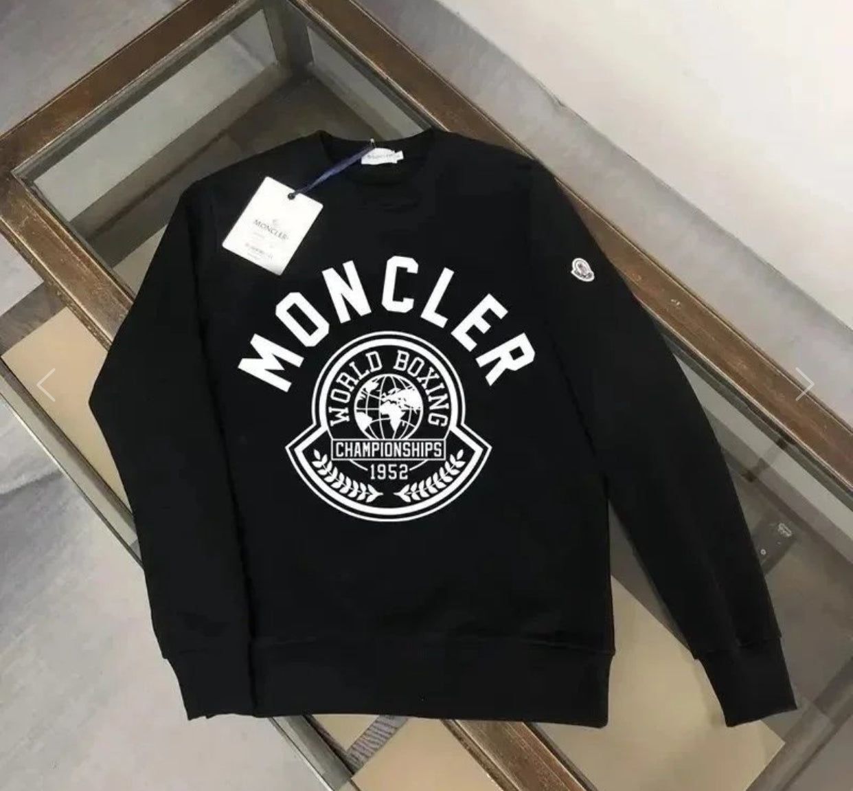 Felpa crewneck MNCLR 6 tipi