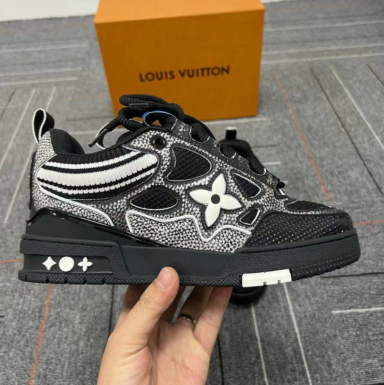 Sneakers LV Skate 4 Colori