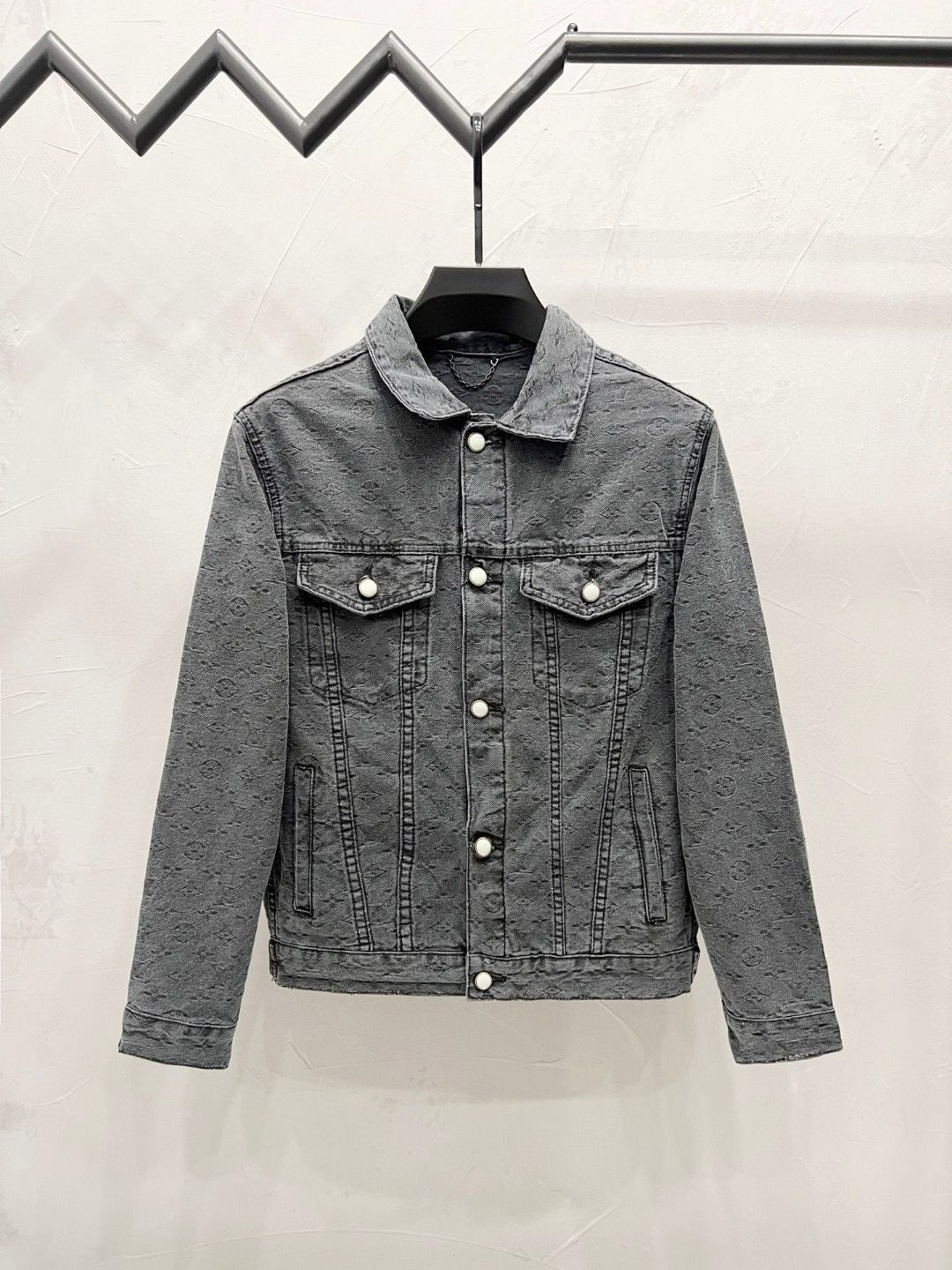 Jacket Type 3