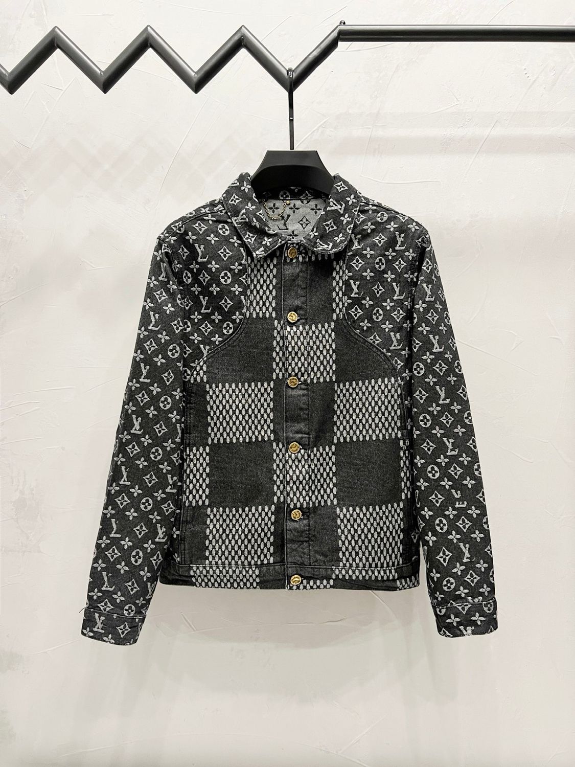 Jacket Type 7