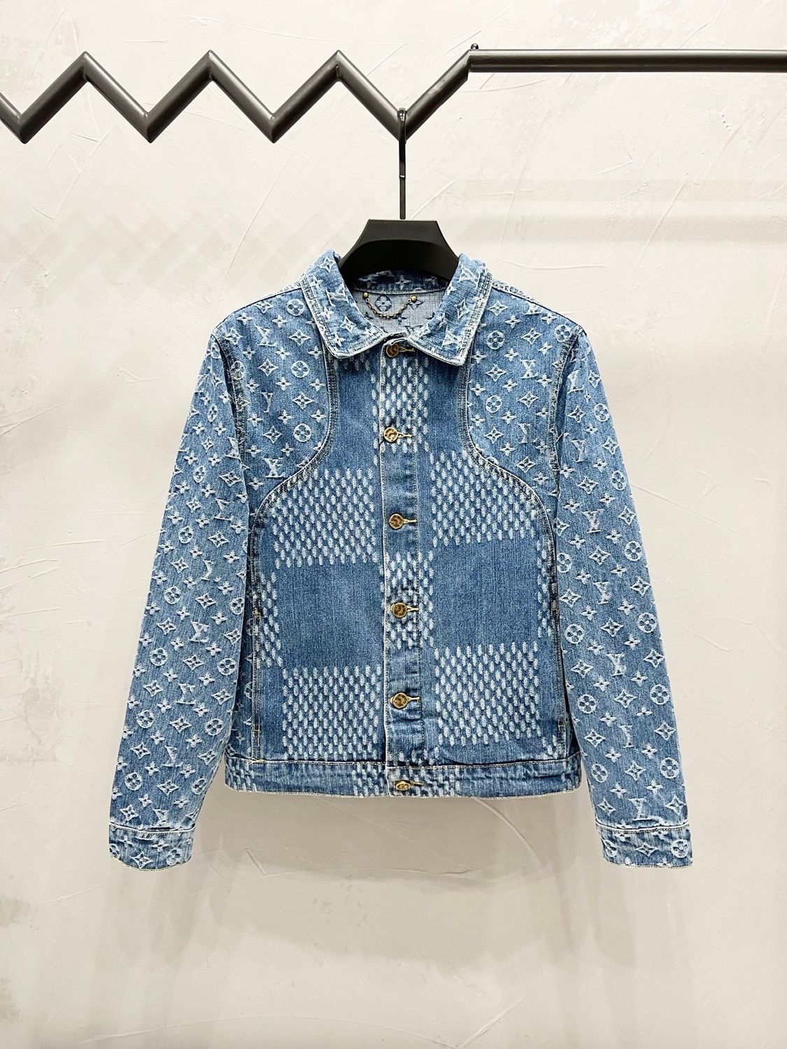 Jacket Type 10