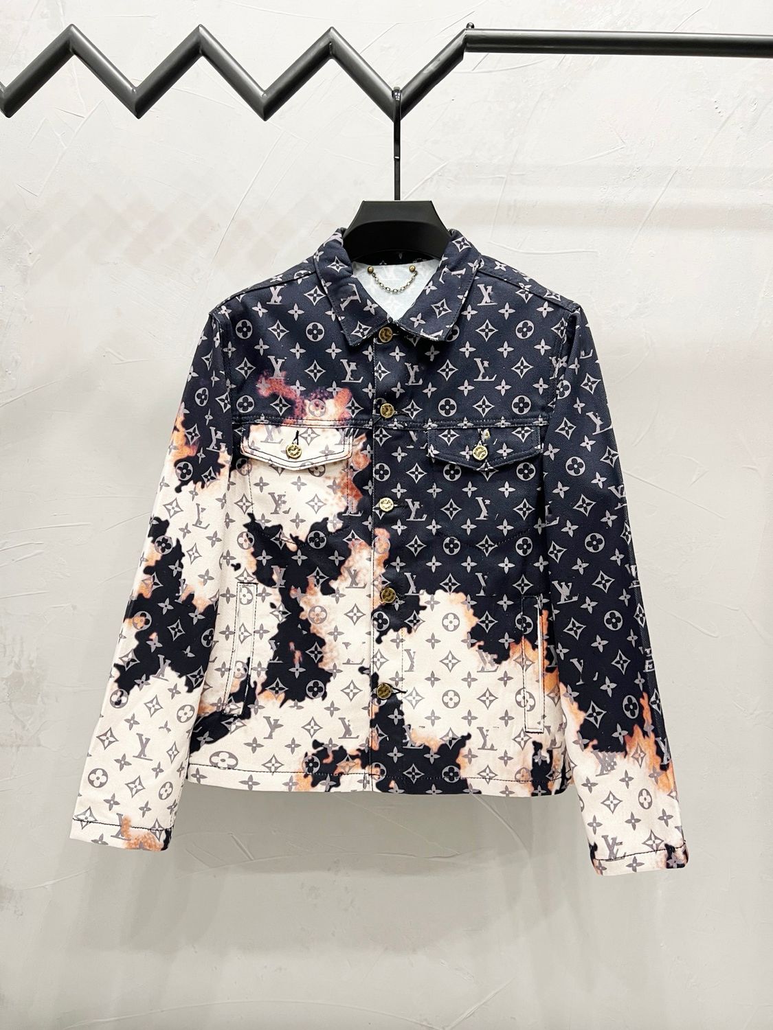 Jacket Type 4