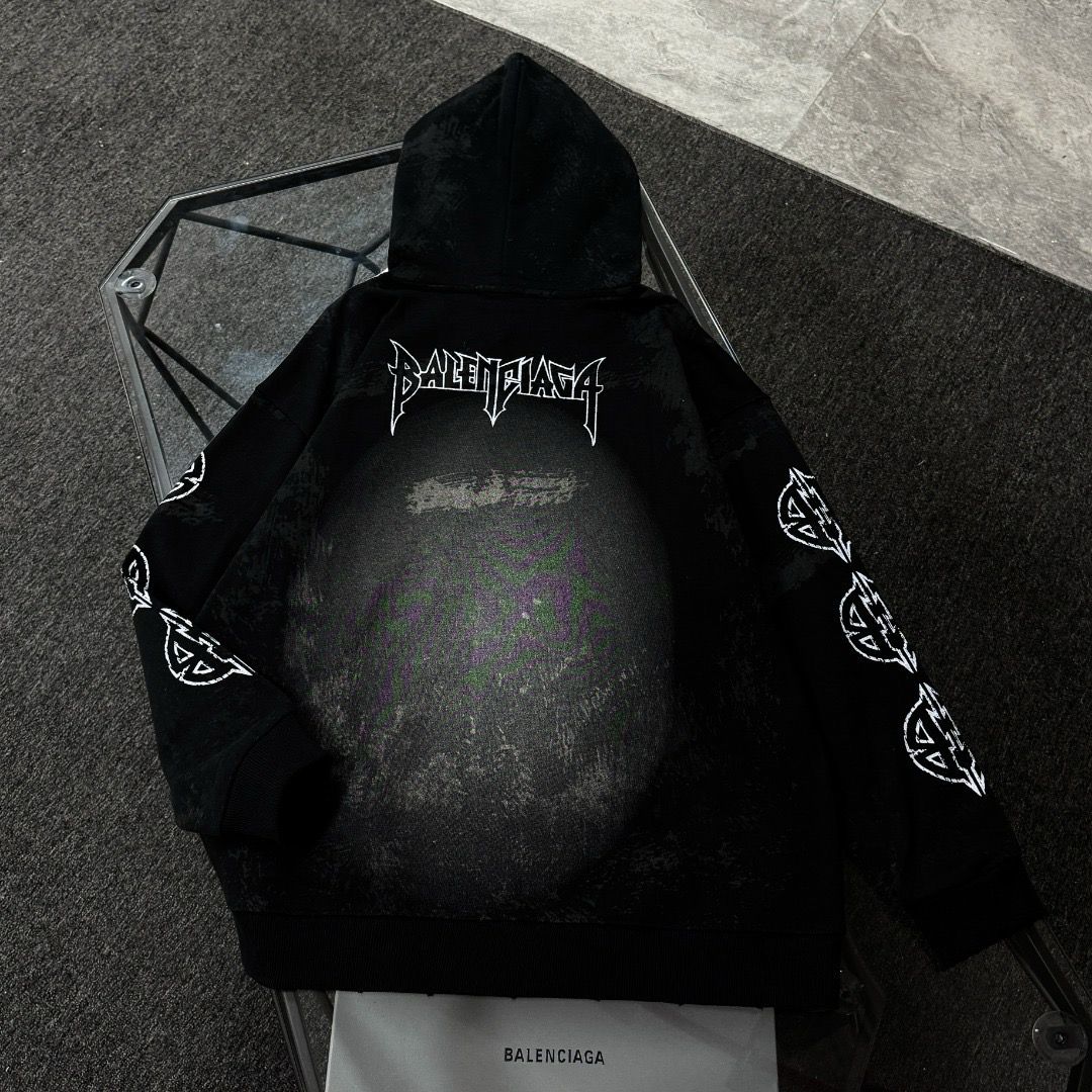 Hoodie 9