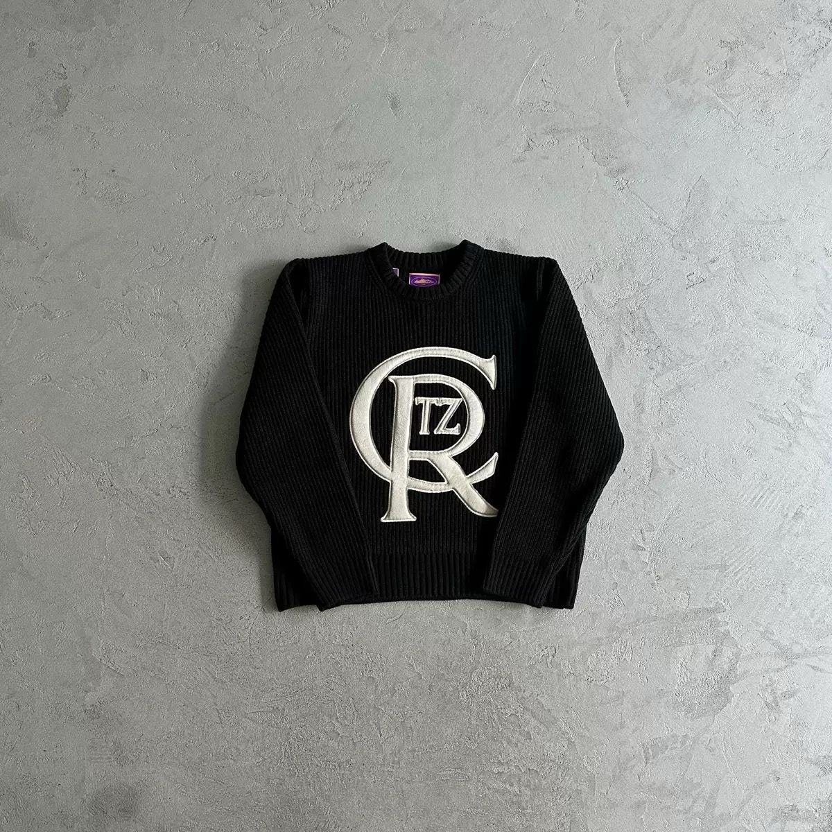 Sweater 9