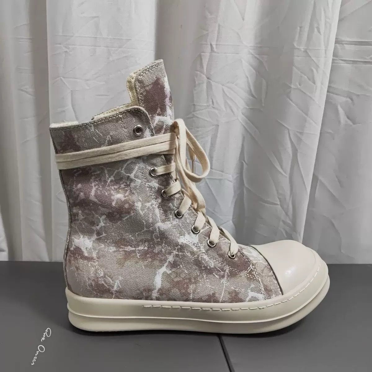 Sneakers 212