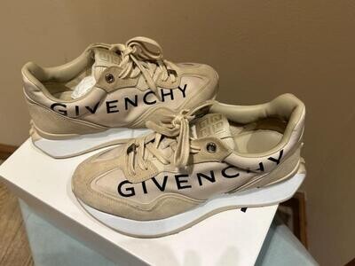 Givenchy Running Sneakers Size 40