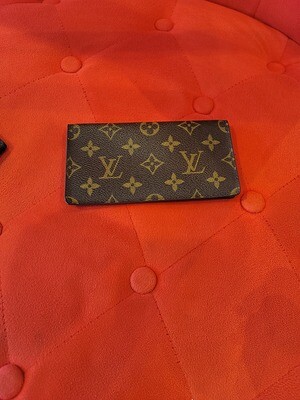 Louis Vuitton Checkbook