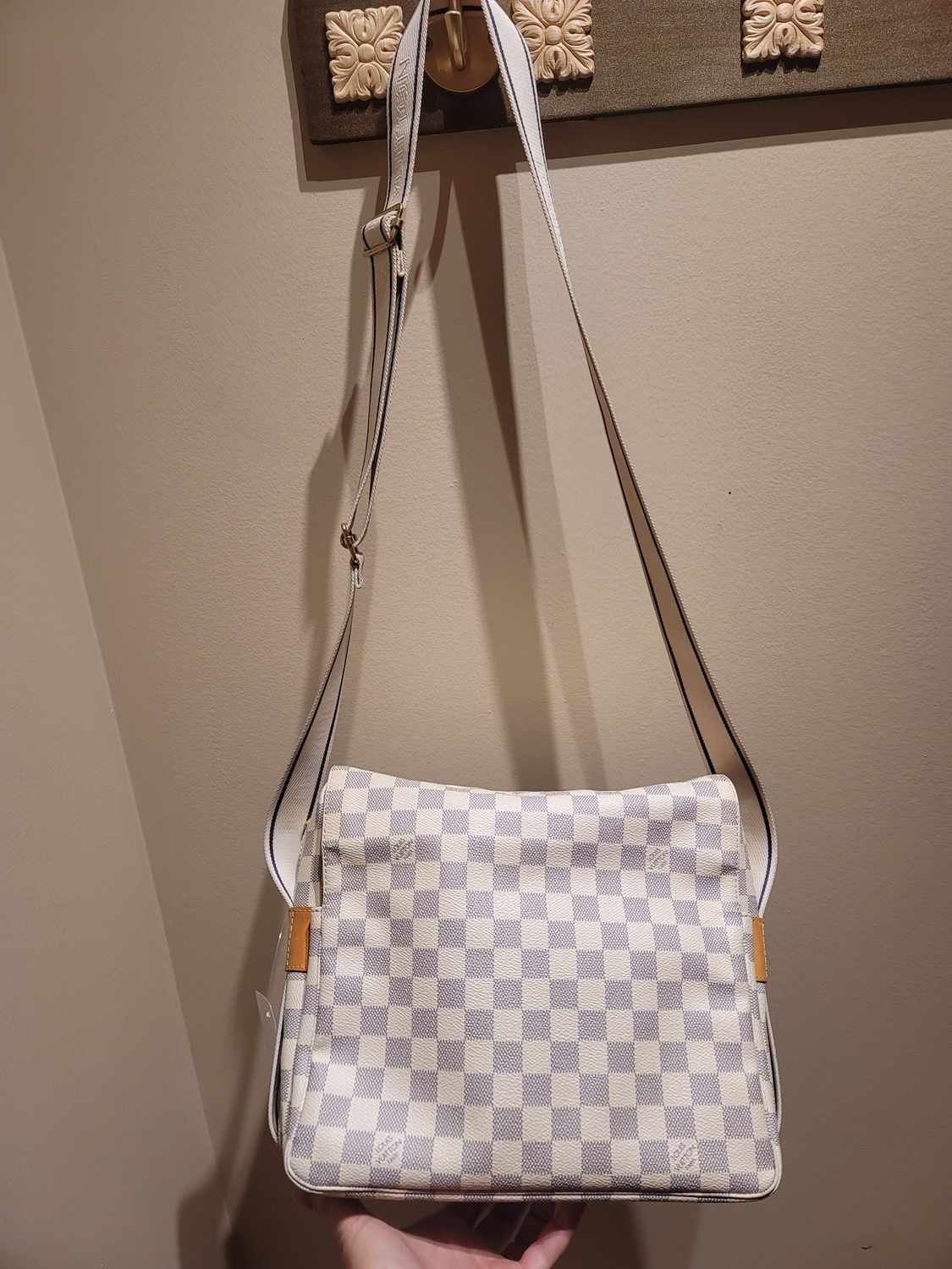 Louis Vuitton Messenger Navigio Crossbody