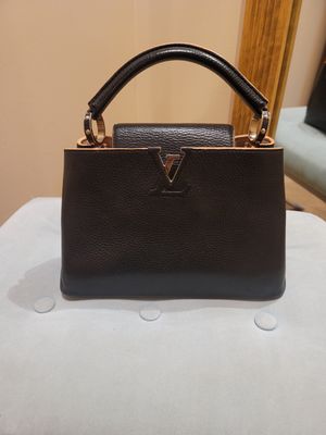 Louis Vuitton Capucines BB
