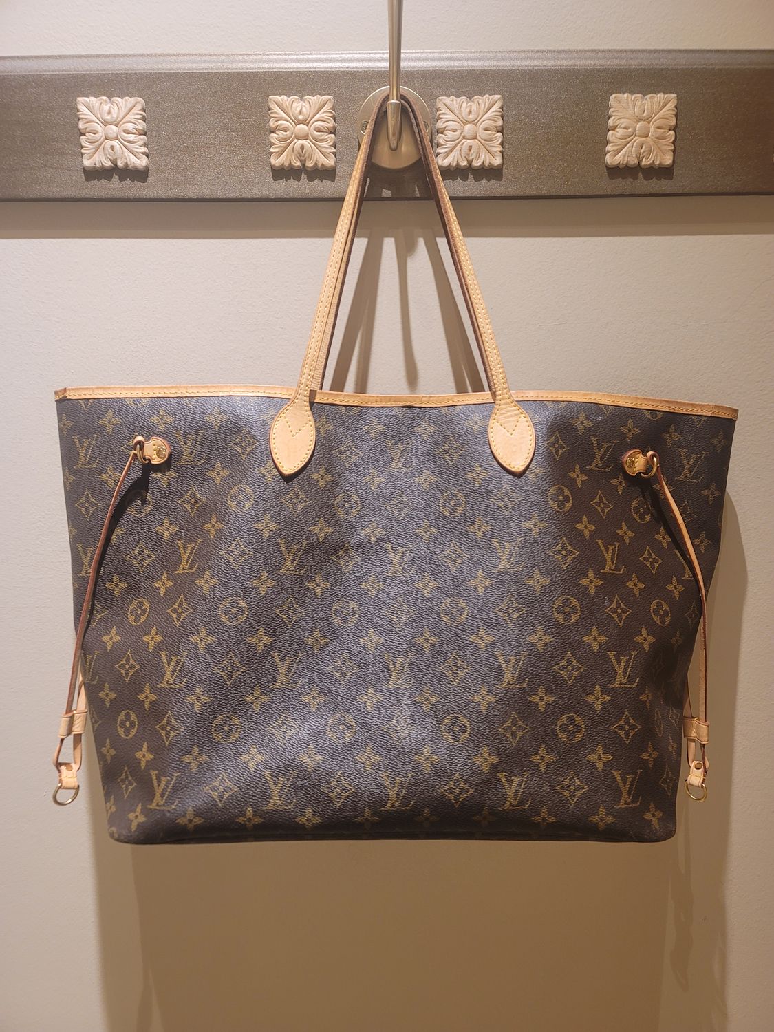 Louis Vuitton Neverfull GM Handbag