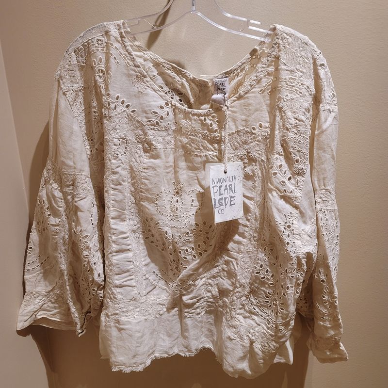 Magnolia Pearl Eyelet Adelise Blouse