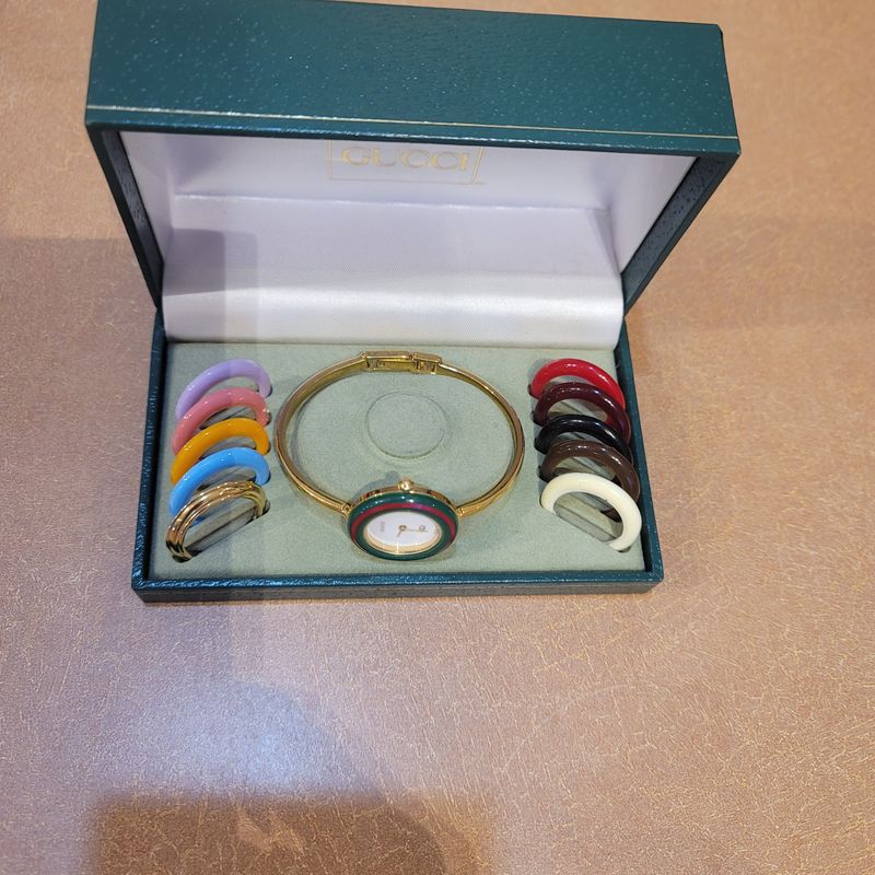 Gucci Change Bezel Quartz Watch