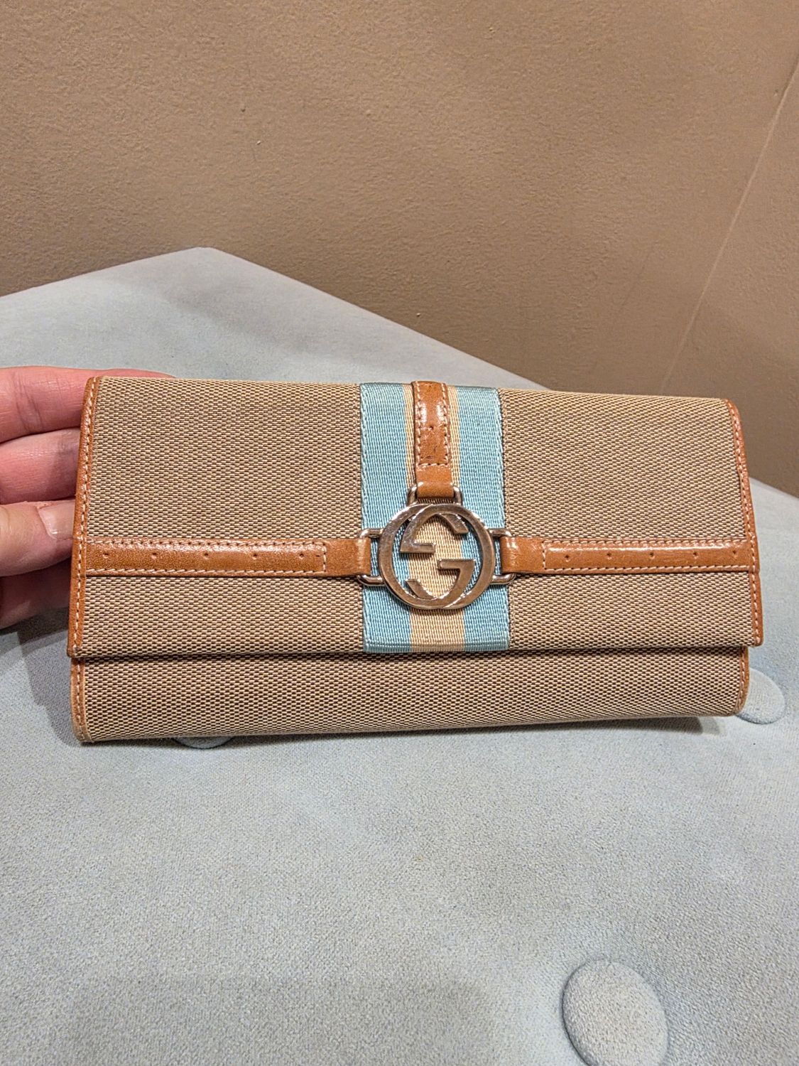Gucci Canvas GG Wallet