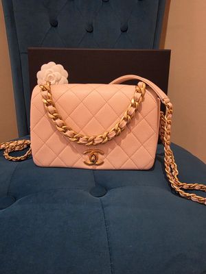 Chanel Small Flap Crossbody NEW condition