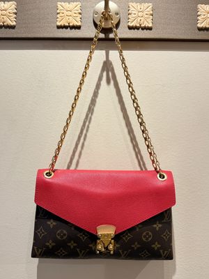 Louis Vuitton Pallas Chain Bag